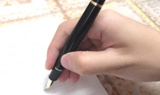 描写寒冬月亮及星星的句子（描写寒冬月亮及星星的句子简短）