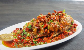 水煮柴鱼怎么弄(水煮柴鱼怎么弄才好吃)