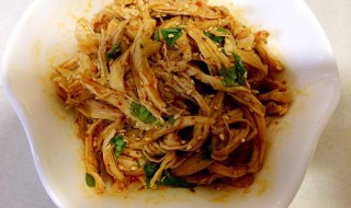 如何做红油手撕鸡 手撕鸡红油怎么做