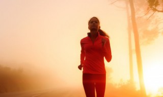 女生4x100米跑步小技巧 400米的跑步技巧(女生