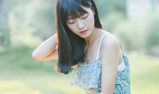 方领裙搭配技巧（方领连衣裙怎么搭配）