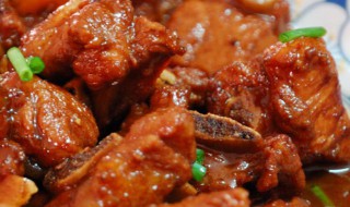 如何做红烧排骨颜色好看还脱骨（红烧排骨怎么做脱骨）