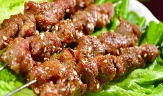 羊肉串怎么烤不缩小（羊肉串怎么烤不缩小窍门）