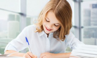 关于春节快乐七年级话题作文（关于春节的作文）