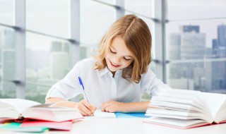 关于春节过年初三话题作文 关于春节作文初一