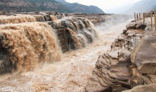 小河清澈见底像什么 小河清澈见底像什么仿写句子