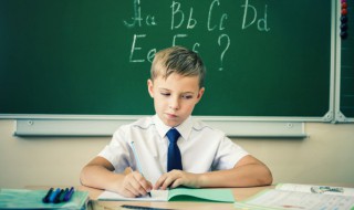 杜口无言是什么意思(杜口的意思)