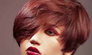 女士个性超短发（女士个性超短发烫发图片）