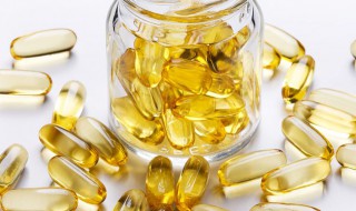 卵磷脂和深海鱼油搭配作用有哪些（卵磷脂和深海鱼油搭配作用有哪些功效）