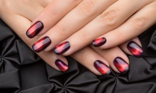 美甲怎么做甲型 美甲是怎么做