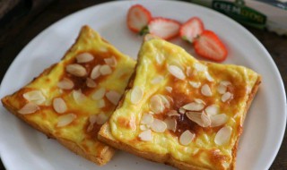 制作岩烤奶酪的教程（烤箱做岩烧乳酪面包的做法）