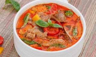 泰式红咖哩牛肉（泰式红咖喱牛腩）