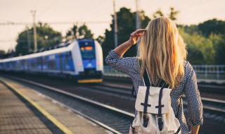 三七女生节发朋友圈的句子（三七女生节朋友圈祝福语说说）