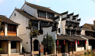 关于苏州古街的句子（描写苏州古巷的句子）