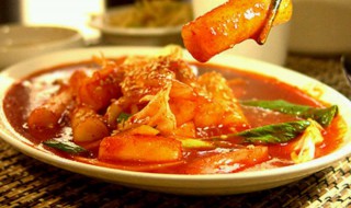 豆瓣酱炒年糕的家常做法（豆瓣酱能炒年糕吗）