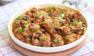 豆豉蒸排骨的做法（蒜蓉豆豉蒸排骨的做法）