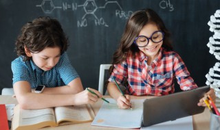 临组词和拼音 监组词和拼音