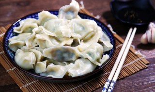 白菜馅饺子怎么调好吃（白菜馅饺子怎么调好吃视频）