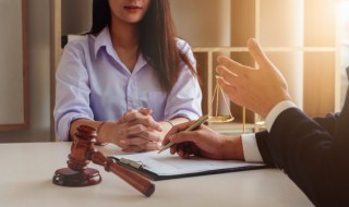 瞥眼的意思是什么（瞥眼的意思是什么意思）