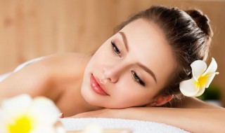 精华素怎么用使用顺序（精华素怎么用使用顺序图）