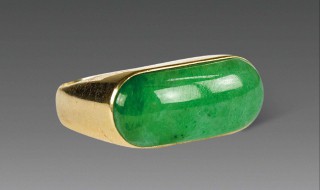 孔雀戒指正确戴法(孔雀戒指正确戴法图)