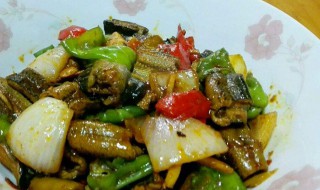 家庭版川味火爆鳝片的家常做法 川味家常鳝鱼的做法大全集