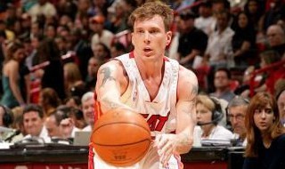 篮球助攻传球方式技巧 篮球传球的技巧