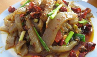 魔芋炒肉片的做法 洋芋炒肉片的做法