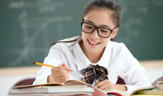 松柏的柏组词（松柏的柏组词和拼音）