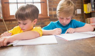 披心沥血的意思（沥沥心血的意思）