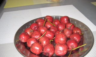 水晶红果怎么做（水晶红果怎么做的）