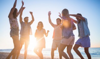 关于友谊的诗歌（泰戈尔关于友谊的诗歌）