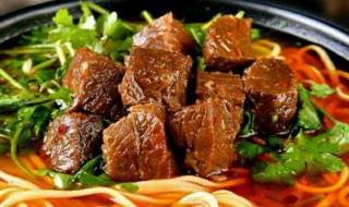 红烧牛肉面的简单做法（牛肉面红烧牛肉怎么做）