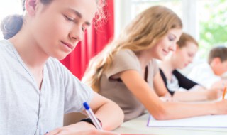 燀怎么读(燀怎么读音是什么意思)