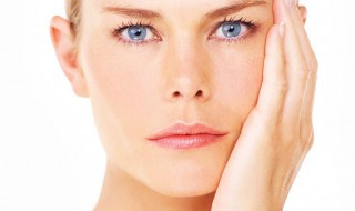 美容院祛斑的方法（美容院祛斑的方法视频）