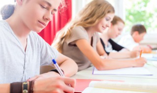 2021过春节吃饺子的作文（2020年春节包饺子作文400字）