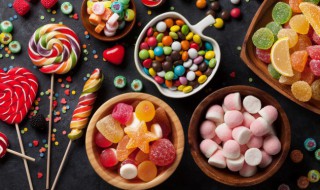 包裹奶糖的透明纸能吃吗 包裹奶糖的透明纸能吃吗