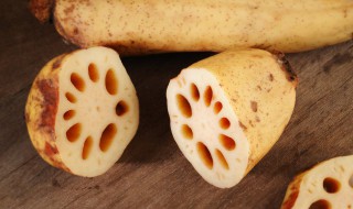 青椒炒藕片的做法(青椒炒藕片的做法视频)