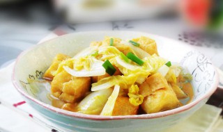 豆泡炖白菜的做法（豆泡炖白菜的做法视频）