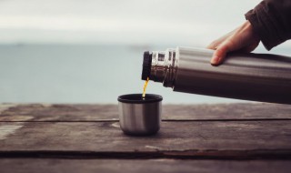 大红袍能用保温杯泡吗 大红袍用水杯怎么冲泡好些