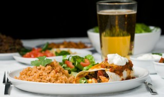 每天喝一罐啤酒养胃吗（经常喝啤酒养胃吗）