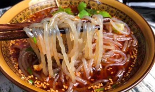 酸辣粉放什么菜 酸辣粉放什么菜好