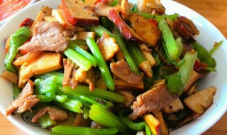 香干炒肉片的做法 肉片炒香干这样做超好吃