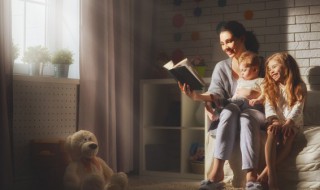 伪怎么读（伪装的伪怎么读）