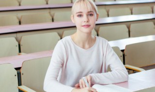 关于爱国人士的手抄报 关于爱国人士的手抄报图片