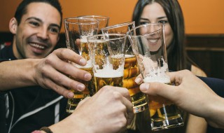 英语关于朋友的谚语（英语关于朋友的谚语有哪些）