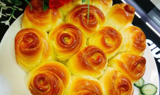 花朵面包的做法（花朵面包造型做法大全）