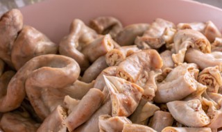 火爆辣子肥肠怎么做 火爆辣子肥肠的做法窍门