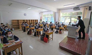 嫦娥表达了作者怎样的思想感情 嫦娥这首诗表达了作者怎样的思想感情?