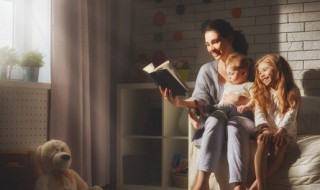 三点水加兆念什么（一个三点水加兆念什么）